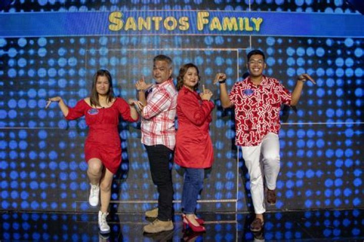 Lenny Santos - Age, Family, Bio