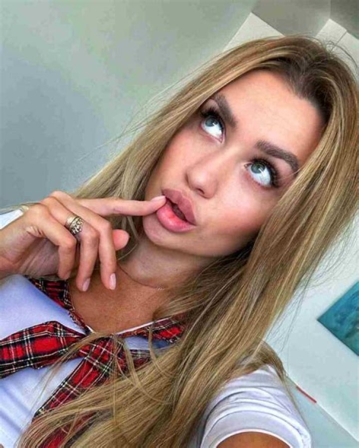 
Linda Cerruti Height, Weight, Net Worth, Age, Birthday, Wikipedia, Who, Nationality, Biography 