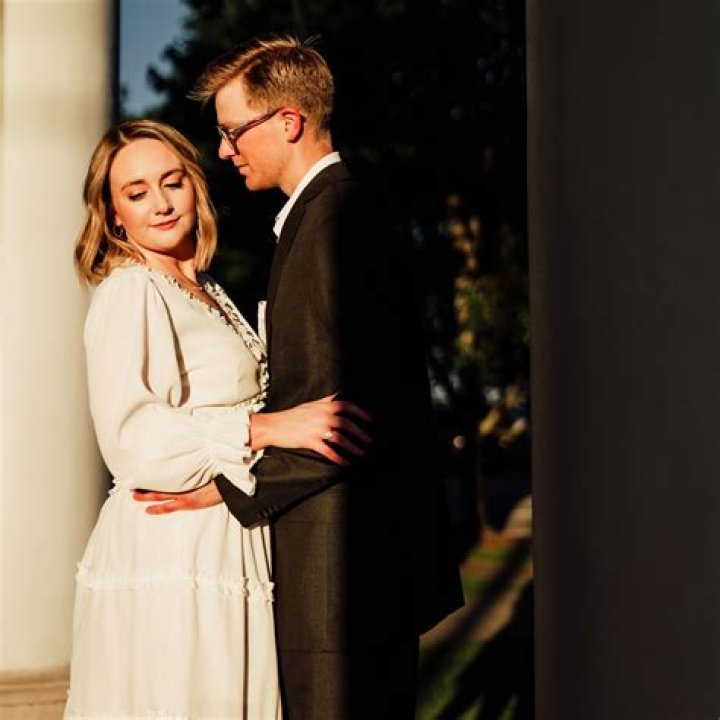 Logan Mackenzie Reese - Age, Family, Bio