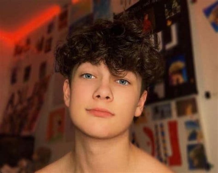 Luca Schaefer-Charlton Bio (Wiki) 