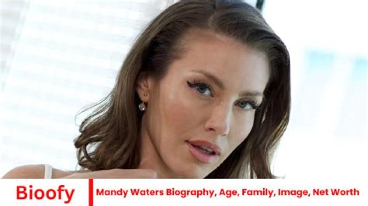 Mandy Lee - Age, Family, Bio