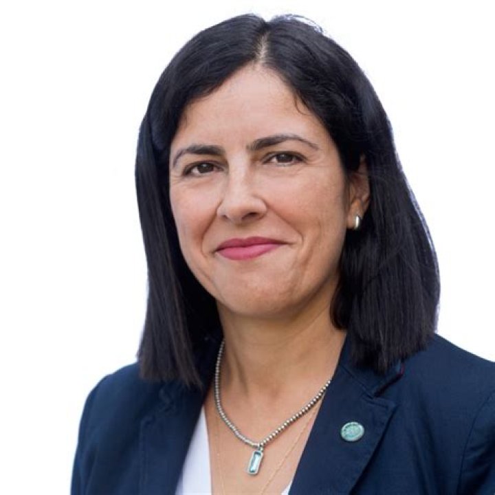 Manuela Mora Bio (Wiki) 