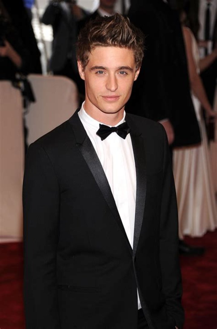 Max Irons - Age, Family, Bio