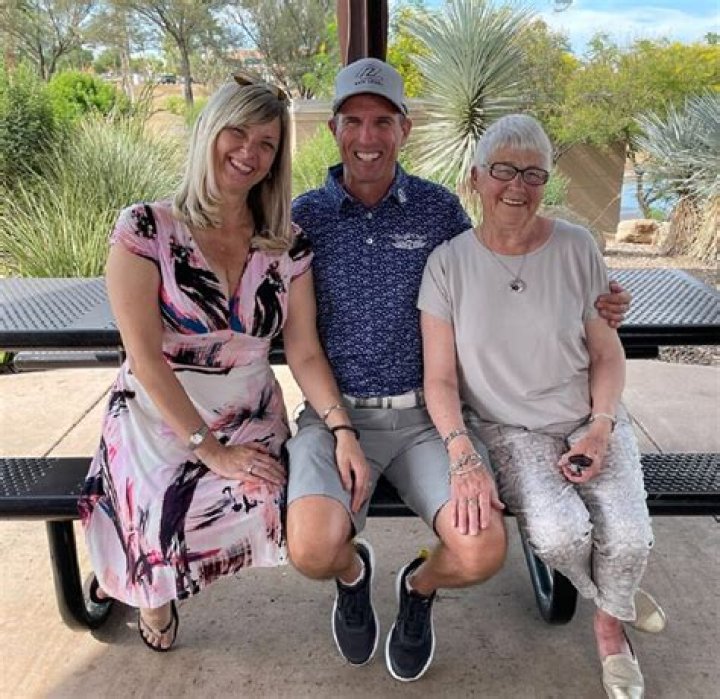 Meet Steven Alker Wife Tanya Alker Married Life And Kids