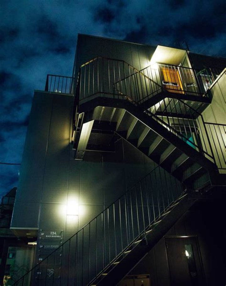 Megumi Kagurazaka Bio (Wiki) 