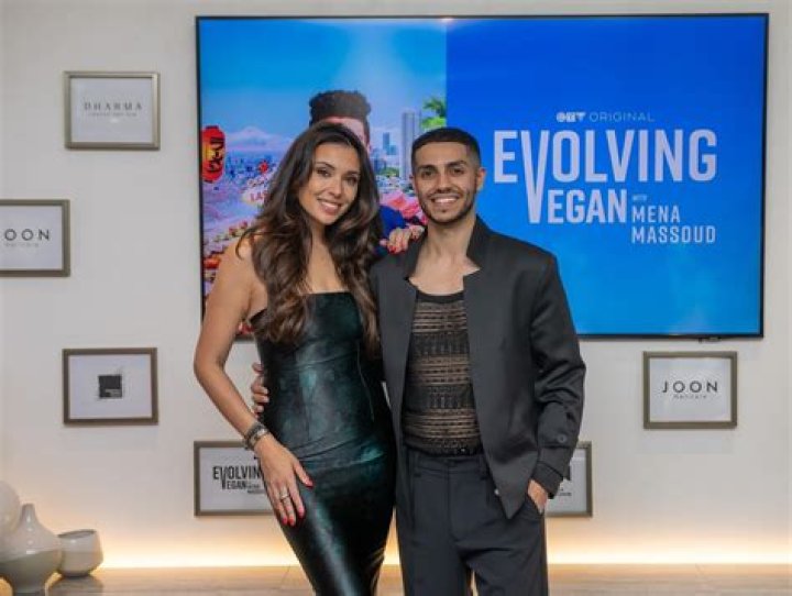 Mena Massoud - Age, Family, Bio