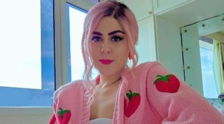 
Mis Pastelitos Height, Weight, Net Worth, Age, Birthday, Wikipedia, Who, Nationality, Biography 