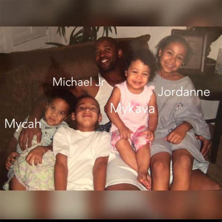 Mykava Pittman - Age, Family, Bio