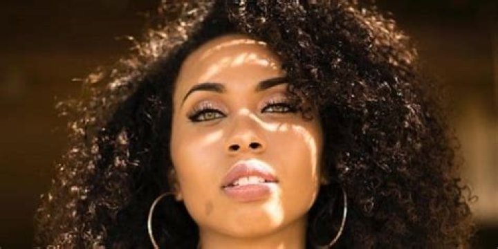 Natalie Odell - Age, Family, Bio