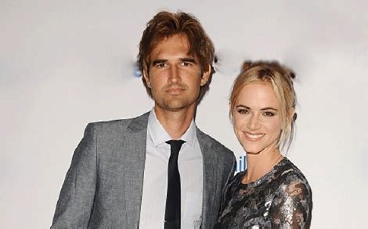 NCIS actress Emily Wickersham divorced her husband Blake ANderson Hanley in 2018.