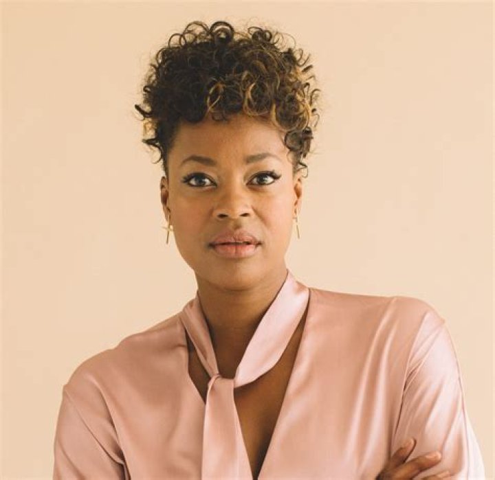 Noelle Scaggs - Age, Family, Bio