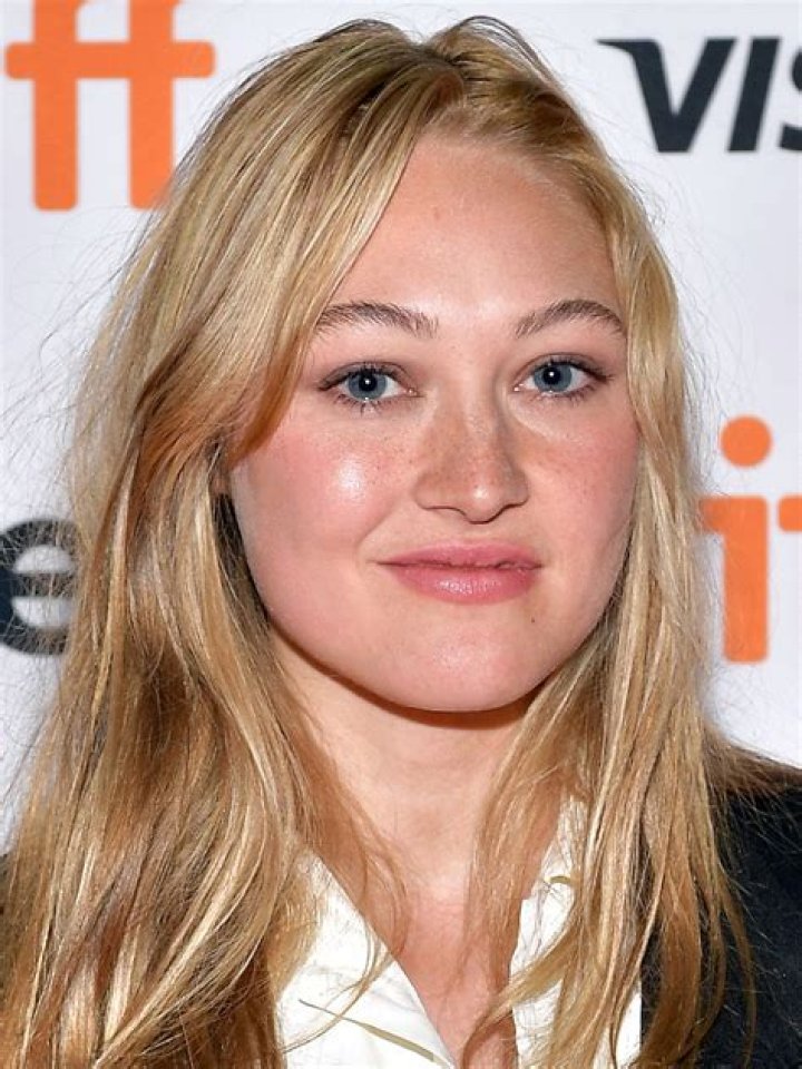 Olivia Scriven Bio (Wiki) 