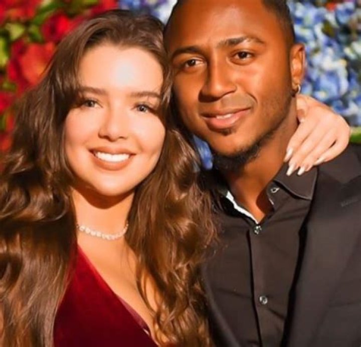 Ozzie Albies is not Married to Wife. Dating Girlfriend: Andrea AKA Brazilian Miss. Kids.