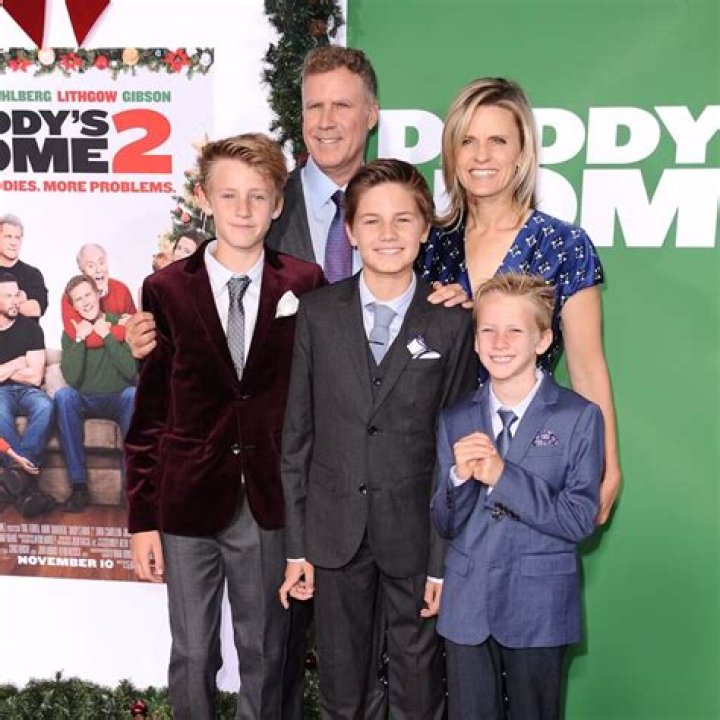 Pearl McKay - Age, Family, Bio