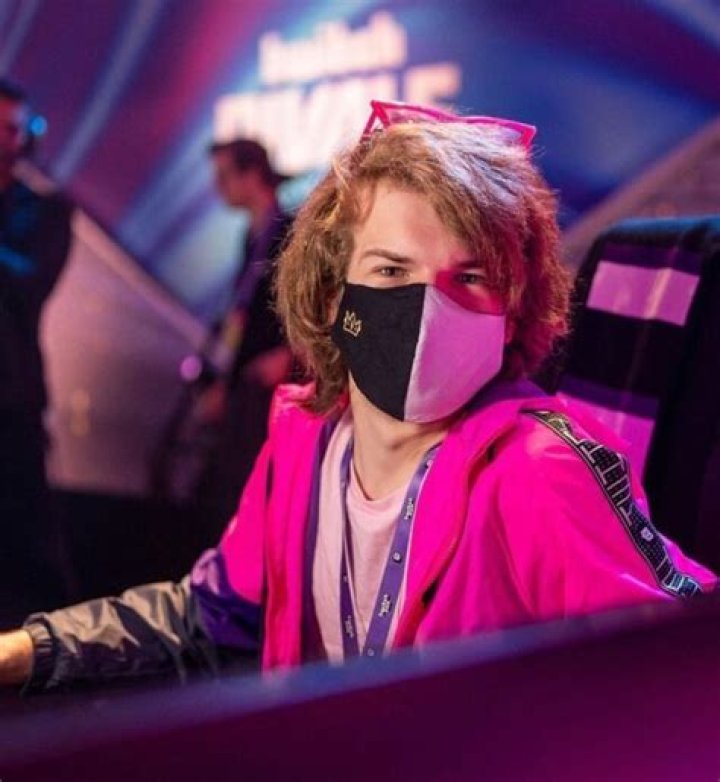 RanbooLive - Age, Family, Bio