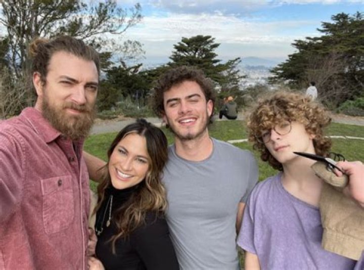 Rhett McLaughlin - Age, Family, Bio