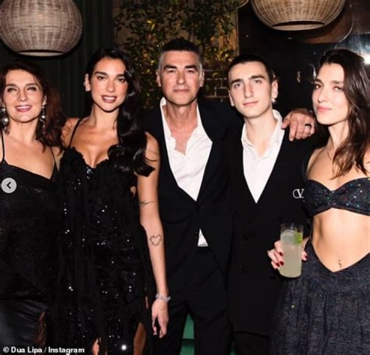 Rina Lipa - Age, Family, Bio