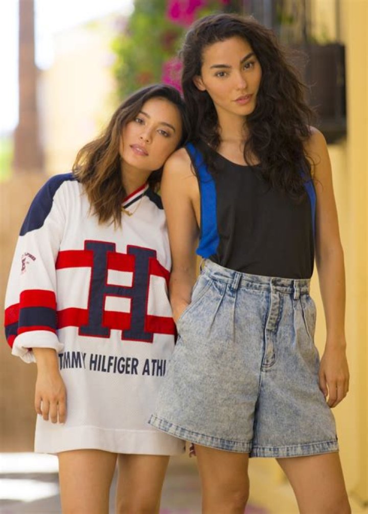 Samantha Duenas - Age, Family, Bio