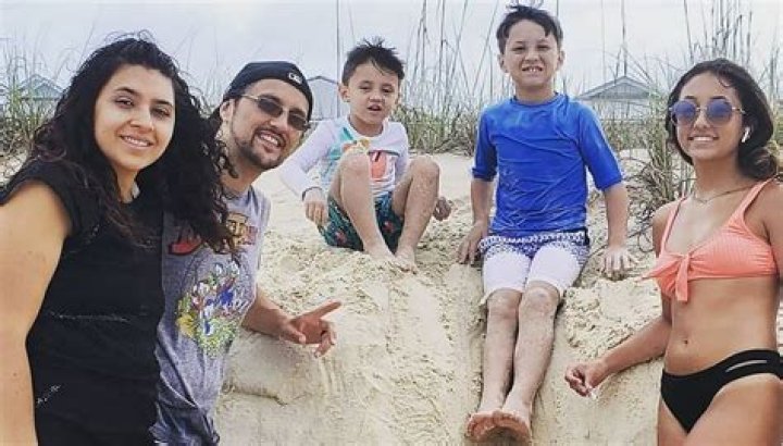 Samantha Kumiko - Age, Family, Bio