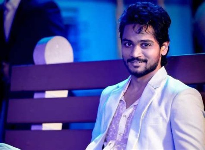 
Shanmukh Jaswanth Height, Weight, Net Worth, Age, Birthday, Wikipedia, Who, Nationality, Biography 