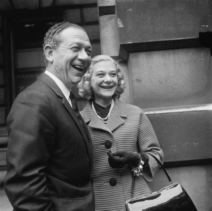 Sid James Net Worth - Wiki, Age, Weight and Height, Relationships, Family, and More