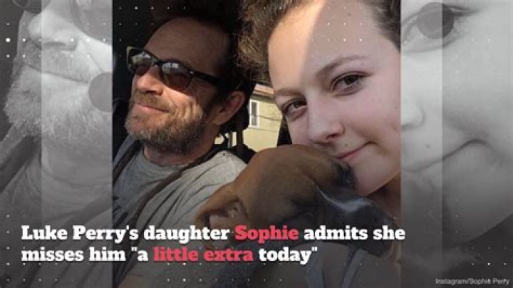 Sophie Perry, the daughter of Luke Perry posts in honor of her father!