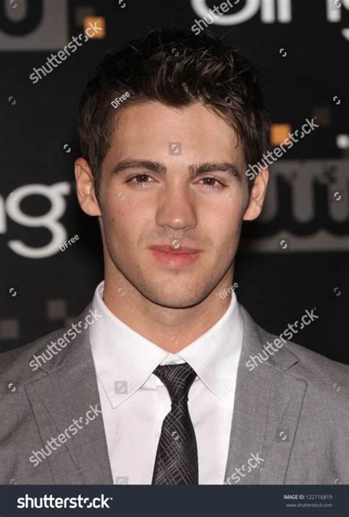 Steven R. McQueen Bio (Wiki) 
