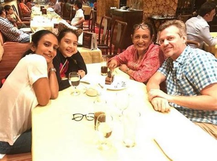 Suchitra Pillai - Age, Family, Bio