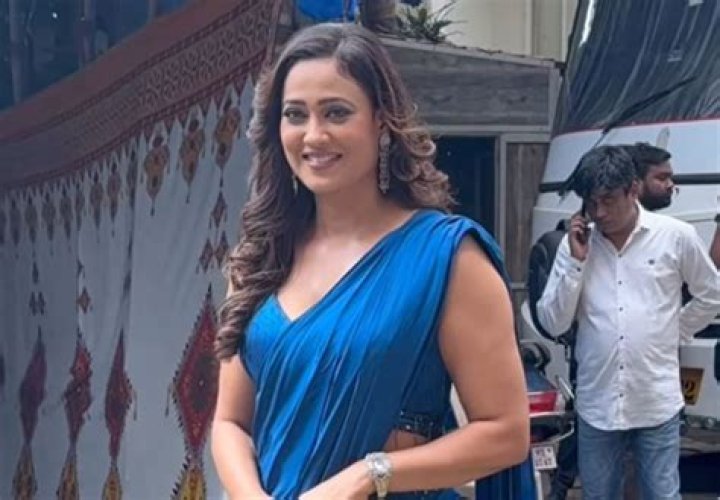 Surabhi Tiwari Height, Weight, Net Worth, Age, Birthday, Wikipedia, Who, Instagram, Biography