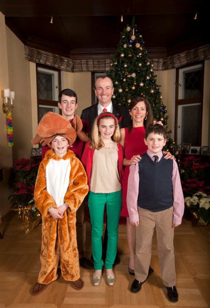 The First Lady of New Jersey, Tammy Snyder Murphy is married to Phil Murphy. (Bio, Age, Height, Husband, Children, Salary & Net Worth)