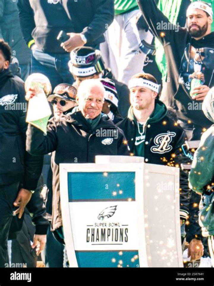 Tina Lai Married NFL's Philadelphia Eagles Owner, Jeffrey Lurie In 2013