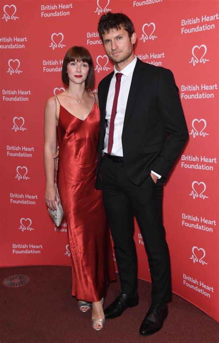 Tom Weston-Jones Bio (Wiki) 