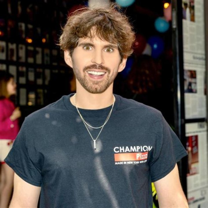 Tyler Grosso Bio (Wiki) 