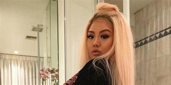 Valerie Bertinelli Bio (Wiki) 