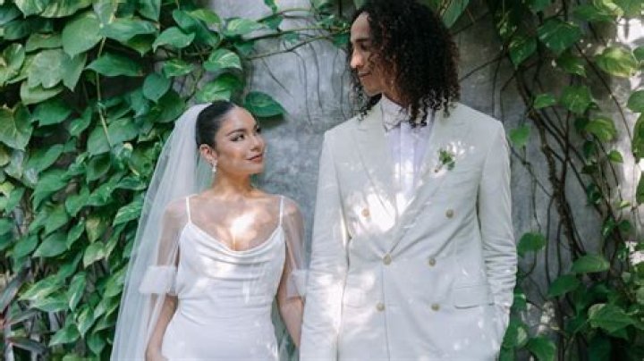 
Vanessa and Cole Tucker Engagement Photos: The Couple Love Story Continues! 
