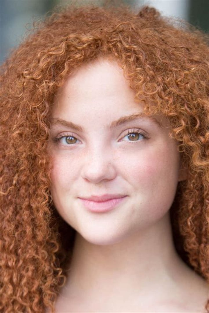 Venus Omega Schultheis - Age, Family, Bio