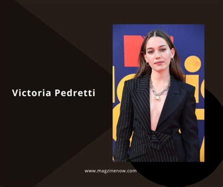 Victoria Pedretti Wiki, Age, Net Worth, Boyfriend, Family, Biography & More