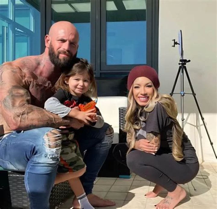 Wes Gordon - Age, Family, Bio