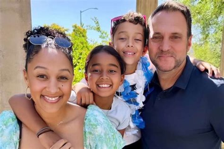 What happened between Tamera Mowry and Tia Mowry? Know about Tamera’s husband, children, net worth…