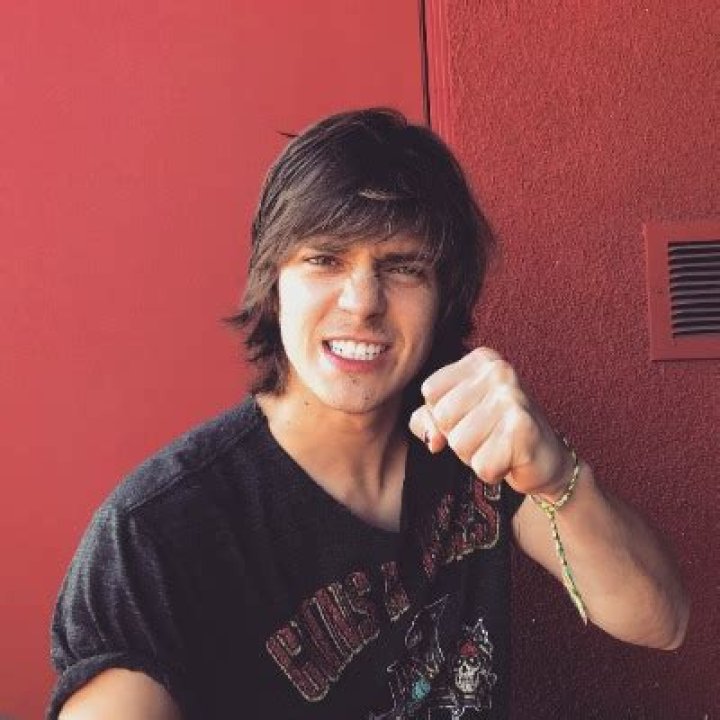 Who is Billy Unger? Know His Realtionship, Career, Siblings, And Net Worth