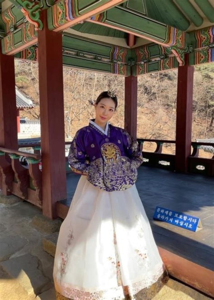 
Youngheun Height, Weight, Net Worth, Age, Birthday, Wikipedia, Who, Nationality, Biography 